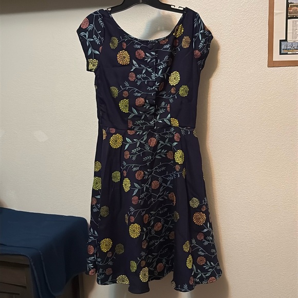 eshakti Dresses & Skirts - EShakti women’s Navy Blue Pink & Yellow Flower Print Dress Sz 10 pockets. NWOT
